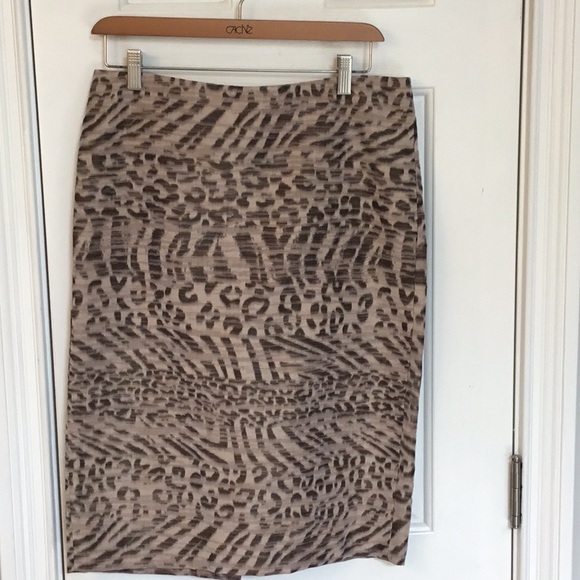 Doncaster Collection Vintage Leopard Print Suit - Picture 5 of 9